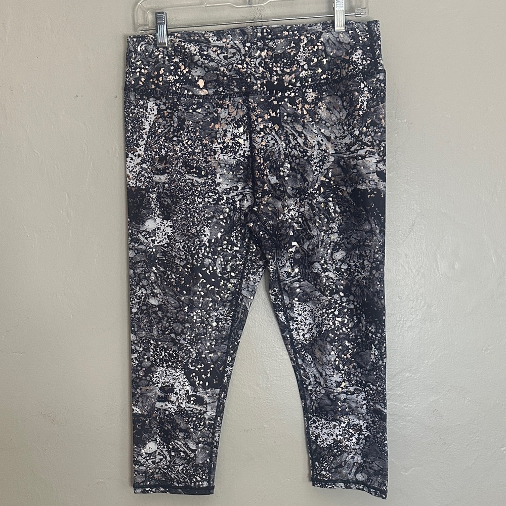 Fabletics Black and Gray Patterned Leggings